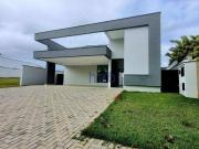 Casa com 4 dormitórios à venda, 240 m² por R$...