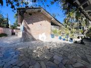 Casa com 4 dormitórios à venda, 244 m² por R$ 1.950.000...