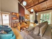 Casa com 4 dormitórios à venda, 245 m² por R$...