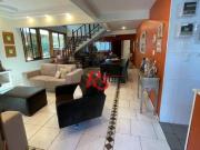 Casa com 4 dormitórios à venda, 247 m² por R$ 2.300.000...