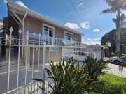 Casa com 4 dormitórios à venda, 250 m² com edícula por...