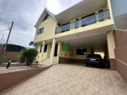 Casa com 4 dormitórios à venda, 250 m² por R$...