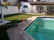 Casa com 4 dormitórios à venda, 250 m² por R$...