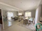 Casa com 4 dormitórios à venda, 250 m² por R$...