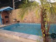 Casa com 4 dormitórios à venda, 250 m² por R$...