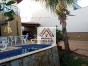 Casa com 4 dormitórios à venda, 250 m² por R$ 740.000,00...