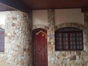 Casa com 4 dormitórios à venda, 251 m² por R$ 880.000,00...