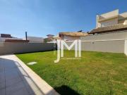 Casa com 4 dormitórios à venda, 252 m² por R$...