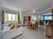 Casa com 4 dormitórios à venda, 254 m² por R$...