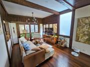 Casa com 4 dormitórios à venda, 264 m² por R$...