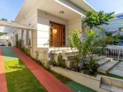 Casa com 4 dormitórios à venda, 265 m² por R$...