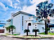 Casa com 4 dormitórios à venda, 266 m² por R$...