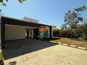 Casa com 4 dormitórios à venda, 266 m² por R$...