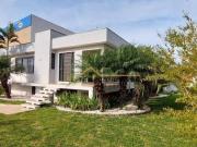 Casa com 4 dormitórios à venda, 267 m² por R$...