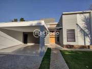 Casa com 4 dormitórios à venda, 270 m² por R$...