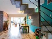 Casa com 4 dormitórios à venda, 270 m² por R$...