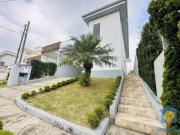 Casa com 4 dormitórios à venda, 271 m² por R$...