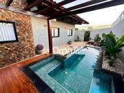 Casa com 4 dormitórios à venda, 271 m² por R$...