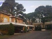 Casa com 4 dormitórios à venda, 272 m² por R$...