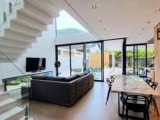 Casa com 4 dormitórios à venda, 275 m² por R$...