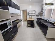 Casa com 4 dormitórios à venda, 277 m² por R$...