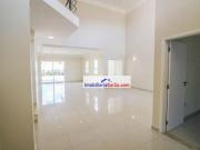 Casa com 4 dormitórios à venda, 280 m² por R$...