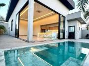 Casa com 4 dormitórios à venda, 280 m² por R$...