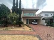 Casa com 4 dormitórios à venda, 283 m² por R$ 1.850.000...