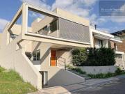 Casa com 4 dormitórios à venda, 283 m² por R$...