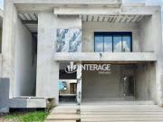 Casa com 4 dormitórios à venda, 284 m² por R$...