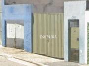 Casa com 4 dormitórios à venda, 288 m² por R$ 759.000,00...