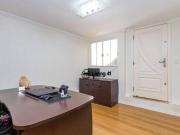 Casa com 4 dormitórios à venda, 298 m² por R$ 1.690.000...
