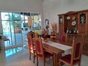 Casa com 4 dormitórios à venda, 300 m² por R$...