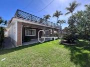 Casa com 4 dormitórios à venda, 300 m² por R$...