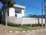 Casa com 4 dormitórios à venda, 300 m² por R$...