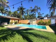 Casa com 4 dormitórios à venda, 300 m² por R$...