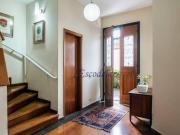 Casa com 4 dormitórios à venda, 300 m² por R$...