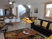 Casa com 4 dormitórios à venda, 300 m² por R$...