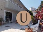 Casa com 4 dormitórios à venda, 302 m² por R$...