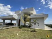 Casa com 4 dormitórios à venda, 303 m² por R$...