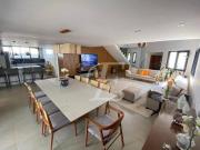 Casa com 4 dormitórios à venda, 305 m² por R$...