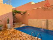 Casa com 4 dormitórios à venda, 306 m² por R$...