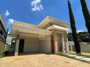 Casa com 4 dormitórios à venda, 307 m² por R$...