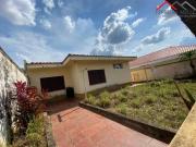 Casa com 4 dormitórios à venda, 314 m² por R$...