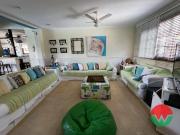 Casa com 4 dormitórios à venda, 320 m² por R$...