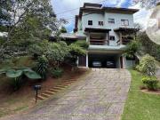 Casa com 4 dormitórios à venda, 320 m² por R$...