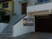 Casa com 4 dormitórios à venda, 330 m² por R$...