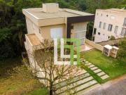 Casa com 4 dormitórios à venda, 330 m² por R$...