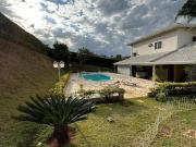 Casa com 4 dormitórios à venda, 330 m² por R$...