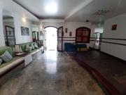 Casa com 4 dormitÃ³rios Ã venda, 330 mÂ² por R$...